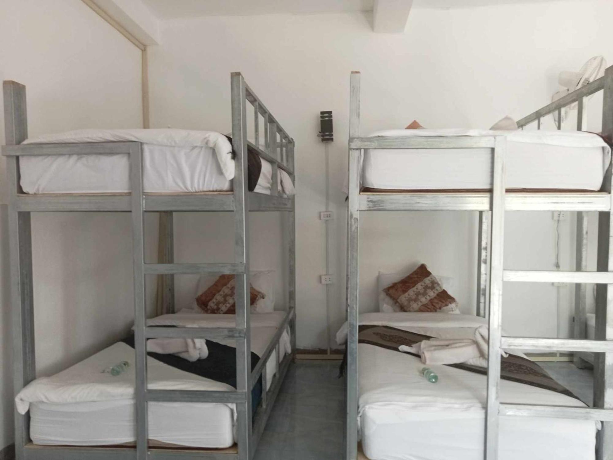 Mekong Backpackers Pakbeng Apartment Exterior photo
