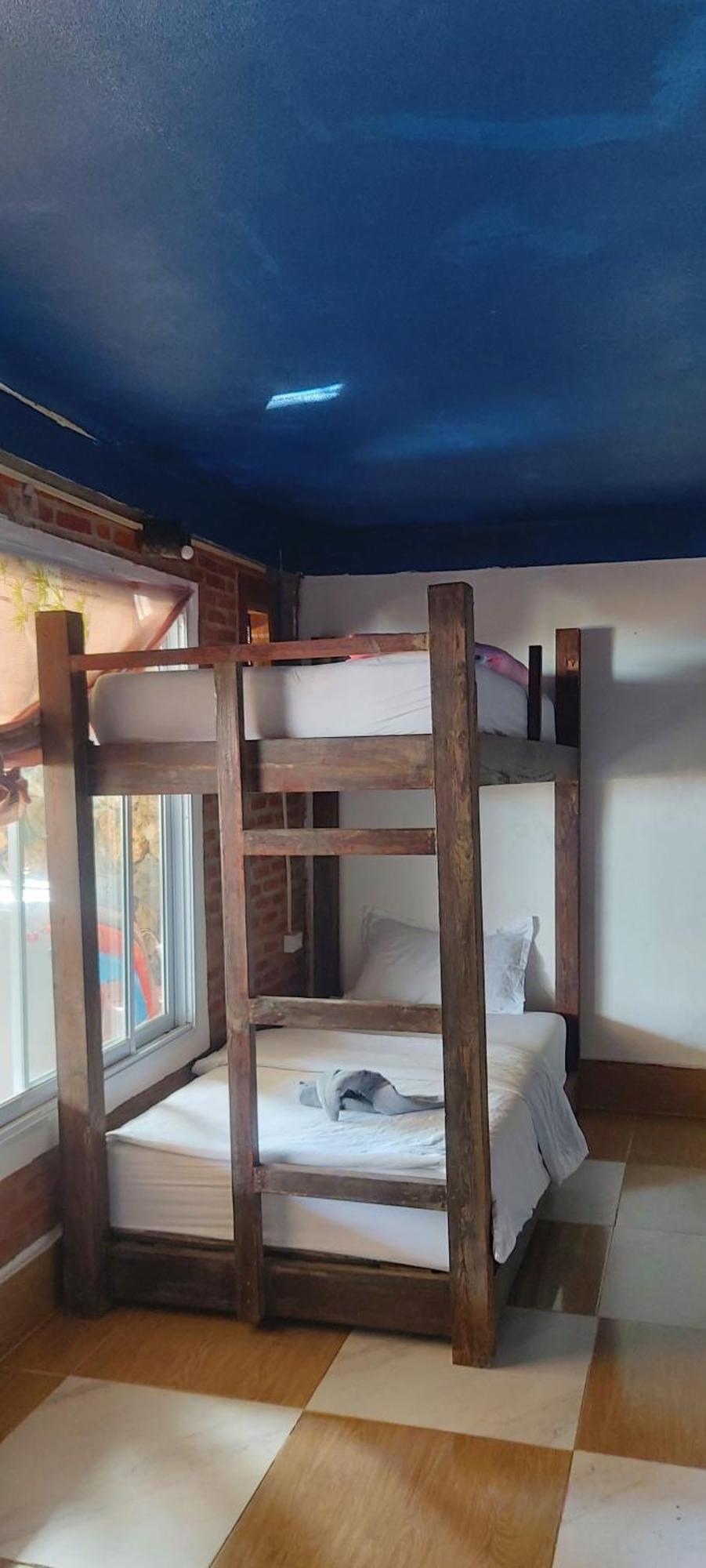 Mekong Backpackers Pakbeng Apartment Exterior photo